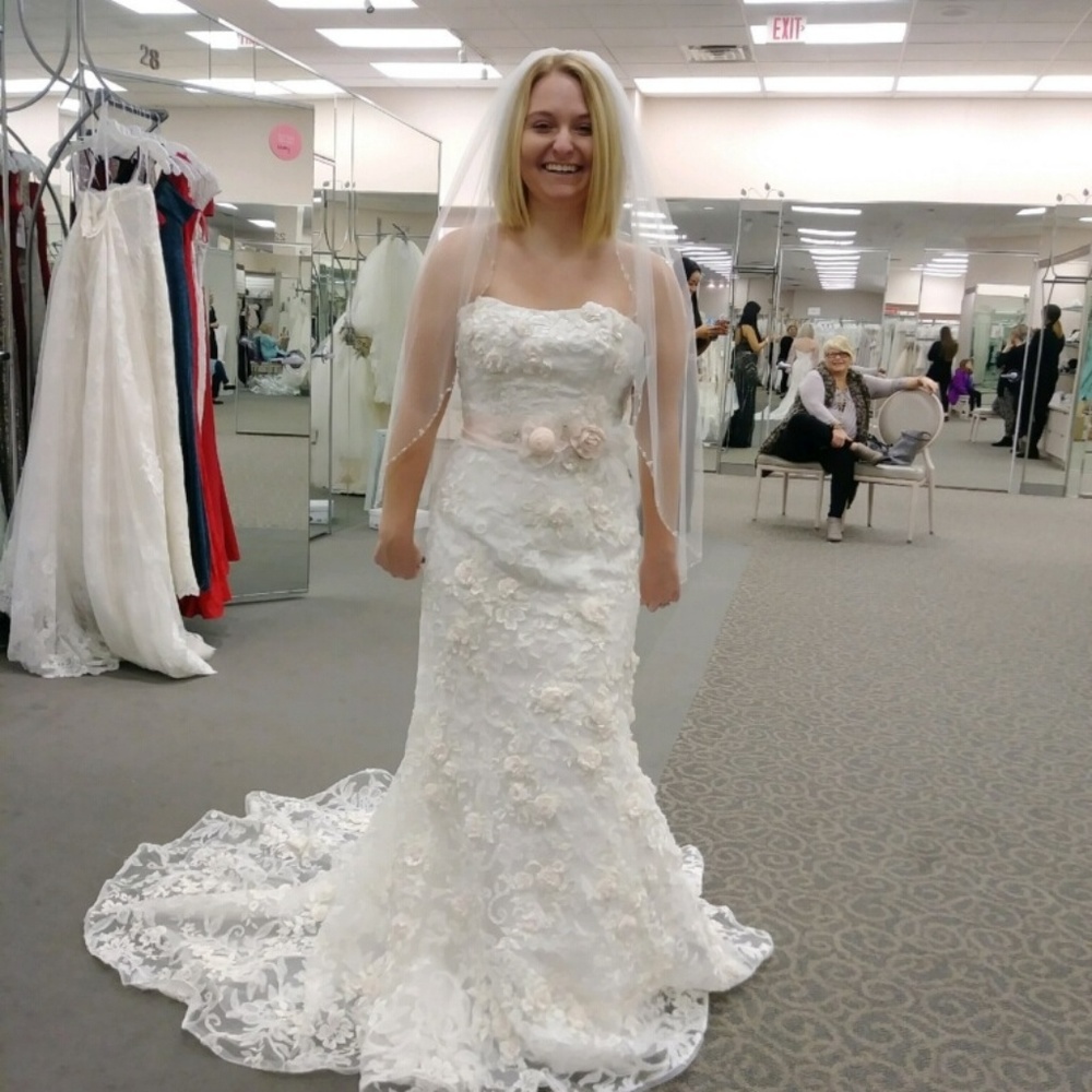 David's bridal wedding dress w/belt